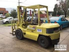 Mitsubishi FD40 Pneumatic Tyre Forklift - picture1' - Click to enlarge