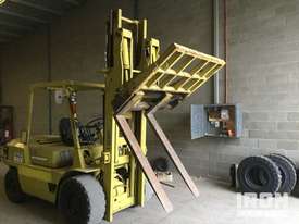 Mitsubishi FD40 Pneumatic Tyre Forklift - picture2' - Click to enlarge