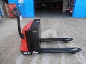 Hangcha CBD18-A Electric pallet  truck 1.8T - picture0' - Click to enlarge