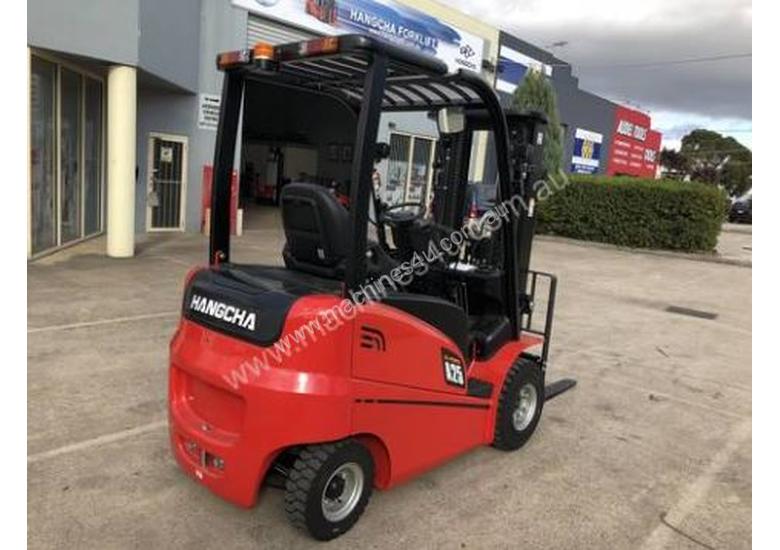 caption XF Series Duel Fuel 2.5 TON HANGCHA FORKLIFT