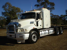Mack GRANITE Primemover Truck - picture2' - Click to enlarge