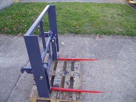 ROUND BALE FORKS - picture0' - Click to enlarge