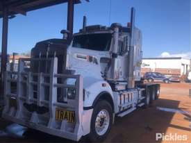 2013 Kenworth T909 - picture2' - Click to enlarge