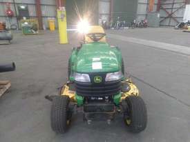 John Deere X748 - picture0' - Click to enlarge