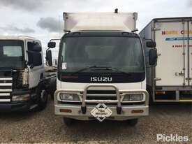 2004 Isuzu FRR550 - picture1' - Click to enlarge