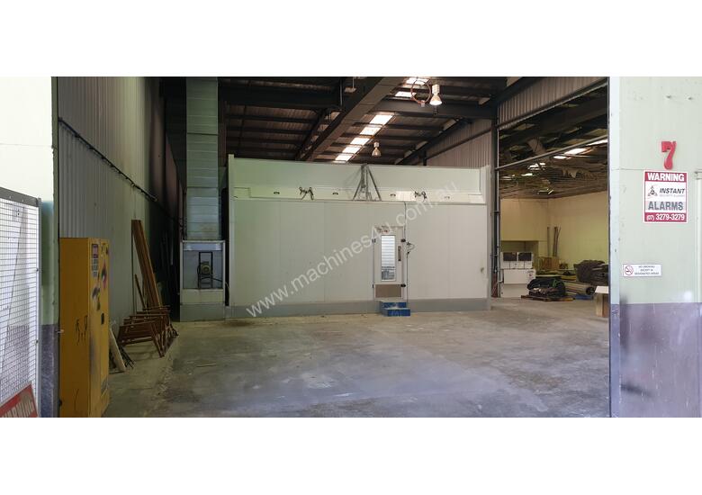 Used 2014 Not Specified Unknown PANDA Smart 2Pack Spray Booth Full