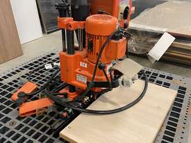 Blum hinge borer minipress  - picture0' - Click to enlarge