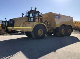 Caterpillar 740B Water Truck - picture1' - Click to enlarge