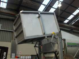 Wyma Box & Bag Tipper - picture1' - Click to enlarge