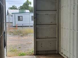 20ft High Cube Shipping Container - picture2' - Click to enlarge