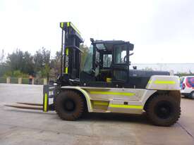 Crown CD160 Diesel Counterbalance Forklift - picture0' - Click to enlarge