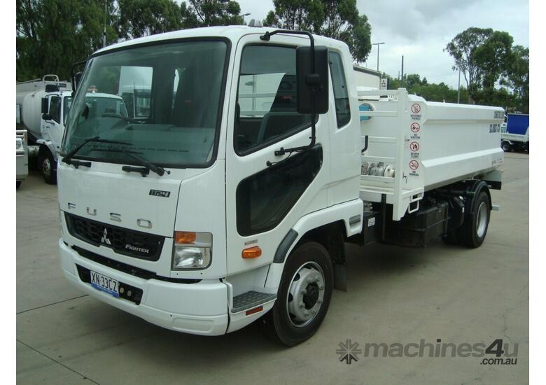 Buy Used 2018 Fuso Fuso Fighter 1124 Tanker Tanker Trucks In , - Listed ...