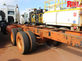 Volvo 2010 FM400 Cab Chassis Truck - picture2' - Click to enlarge