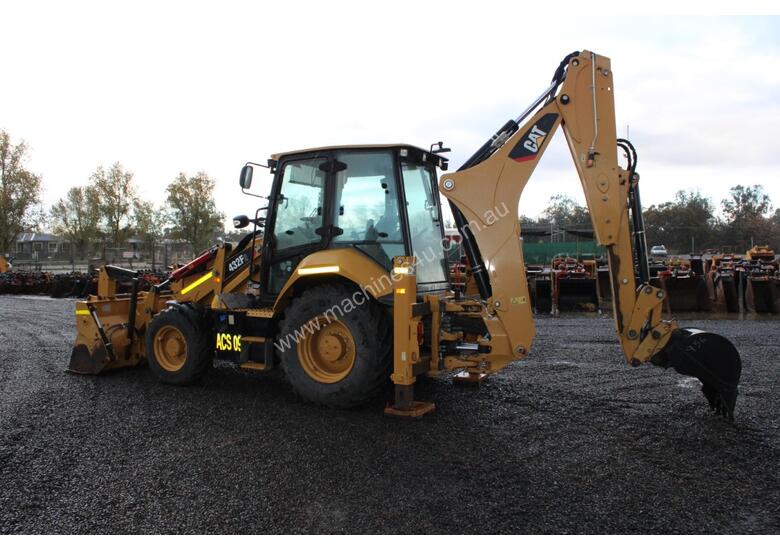 caption Caterpillar 432F2 Backhoe Loader
