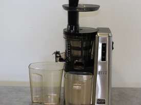 Hurom HW-SBI18 Juicer - picture0' - Click to enlarge