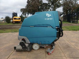 Tennant T5 Sweeper Sweeping/Cleaning - picture2' - Click to enlarge