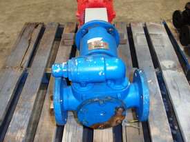 Gear Pump, IN/OUT: 65mm Dia - picture0' - Click to enlarge