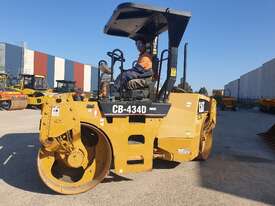 CAT CB434D TANDEM SMOOTH DRUM 7T ROLLER - picture2' - Click to enlarge