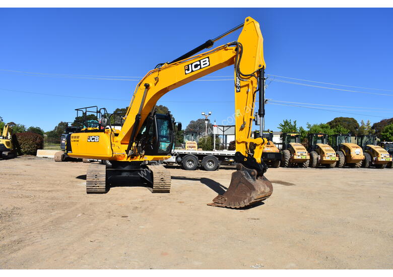 caption Used 2016 JCS JS200 For Sale