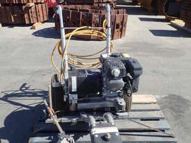 2011 WAGNER LC800 PETROL PAINT SPRAYER - picture0' - Click to enlarge