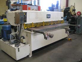 Dye 2500mm x 6mm Hydraulic Guillotine with Pneumatic Sheet Supports - picture0' - Click to enlarge
