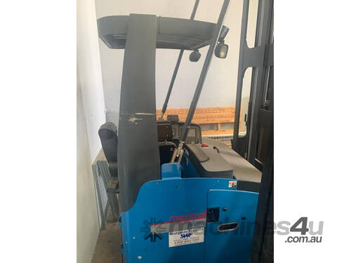 Narrow Aisle Forklift - Hire