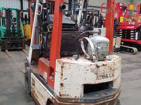 Nissan AH01 1500kg Container mast forklift - picture1' - Click to enlarge