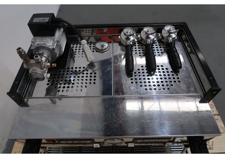 Used La Marzocco La Marzocco LINEA 2 Group Coffee Machine Coffee