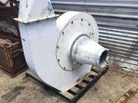 industrial blower / dust collector - picture0' - Click to enlarge