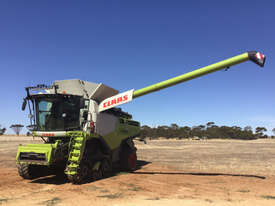 Claas Lexion 780TT Header(Combine) Harvester/Header - picture1' - Click to enlarge