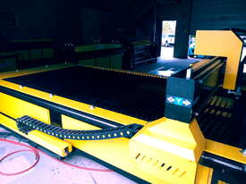CNC Plasma Cutting machine (cutting capacity 0.5mm to 25 mm) with free compressor - picture2' - Click to enlarge