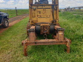 1986 Caterpillar CAT D3B Dozer DOZCATG - picture0' - Click to enlarge