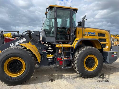 caption XC948 Wheel Loader 16T: Low Hours!