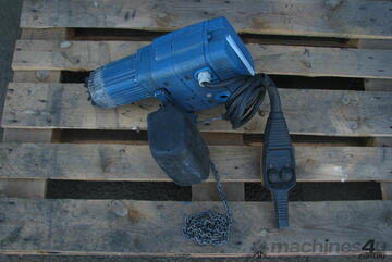 0.2T Ton Electric Chain Hoist - Demag DKUN 1-200