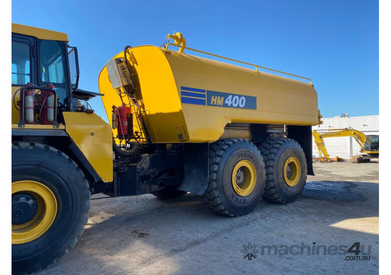 caption Komatsu HM400-1 Articulated Off Highway Truck