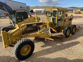 1992 Caterpillar 12G Grader  - picture2' - Click to enlarge