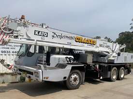 1990 Kato Hydraulic Truck Crane - picture0' - Click to enlarge