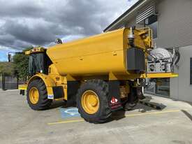 2021 Hydrema 912ES Articulated Truck with Curry Supply Co. CA2500H Water Tank - picture1' - Click to enlarge