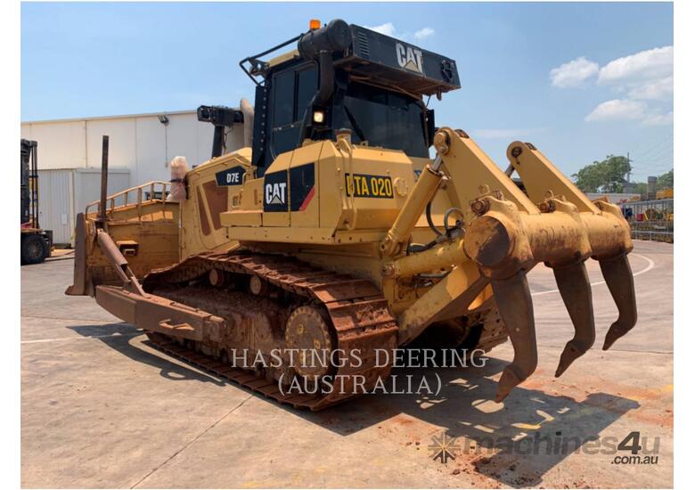 Used 2010 Caterpillar D7E Dozer in , - Listed on Machines4u