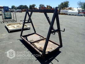 A FRAME STORAGE RACK ON WHEELS - picture0' - Click to enlarge