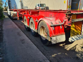 Freighter 40' triaxle skel trailer - picture1' - Click to enlarge