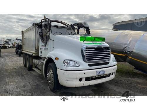 Freightliner Columbia