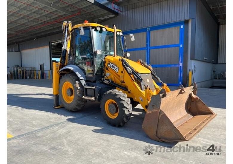caption 2015 JCB 3CX ELITE BACKHOE U4364