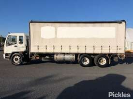 2000 Isuzu FTR800 - picture1' - Click to enlarge