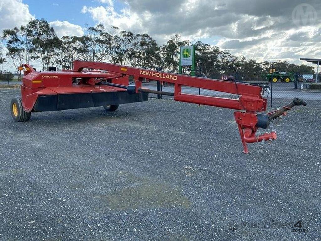 Used New Holland New Holland 1431 Discbine Tractors in , Listed on