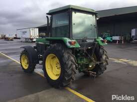 John Deere 2850 - picture2' - Click to enlarge