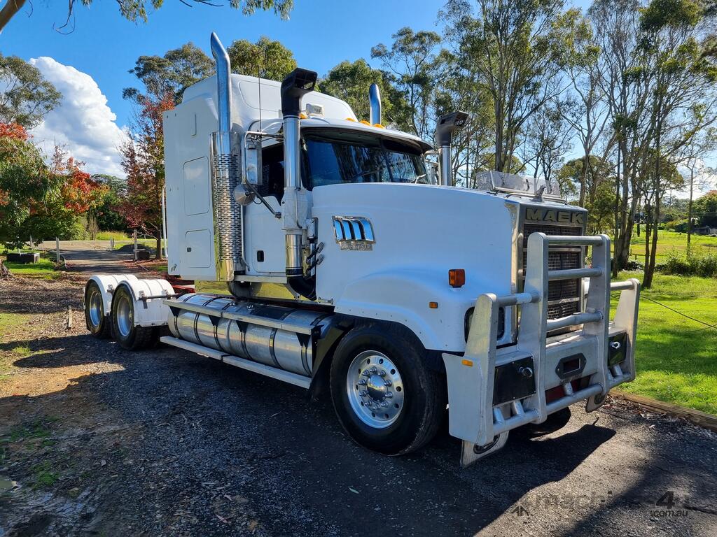 Buy Used 2007 Mack SUPERLINER Prime Mover Trucks in , - Listed on ...