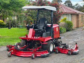 Toro GroundsMaster 4000 D Wide Area mower Lawn Equipment - picture0' - Click to enlarge