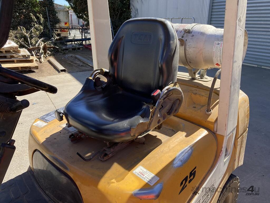 Used tcm FG25T6 Forklifts and Stackers in GRIFFITH, NSW