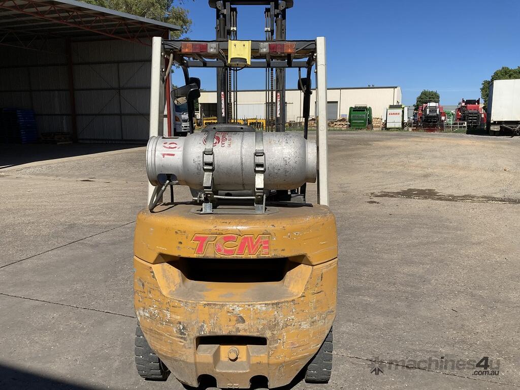 Used tcm FG25T6 Forklifts and Stackers in GRIFFITH, NSW